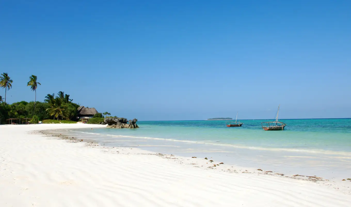 11 Days Safari & Zanzibar Escape Beach