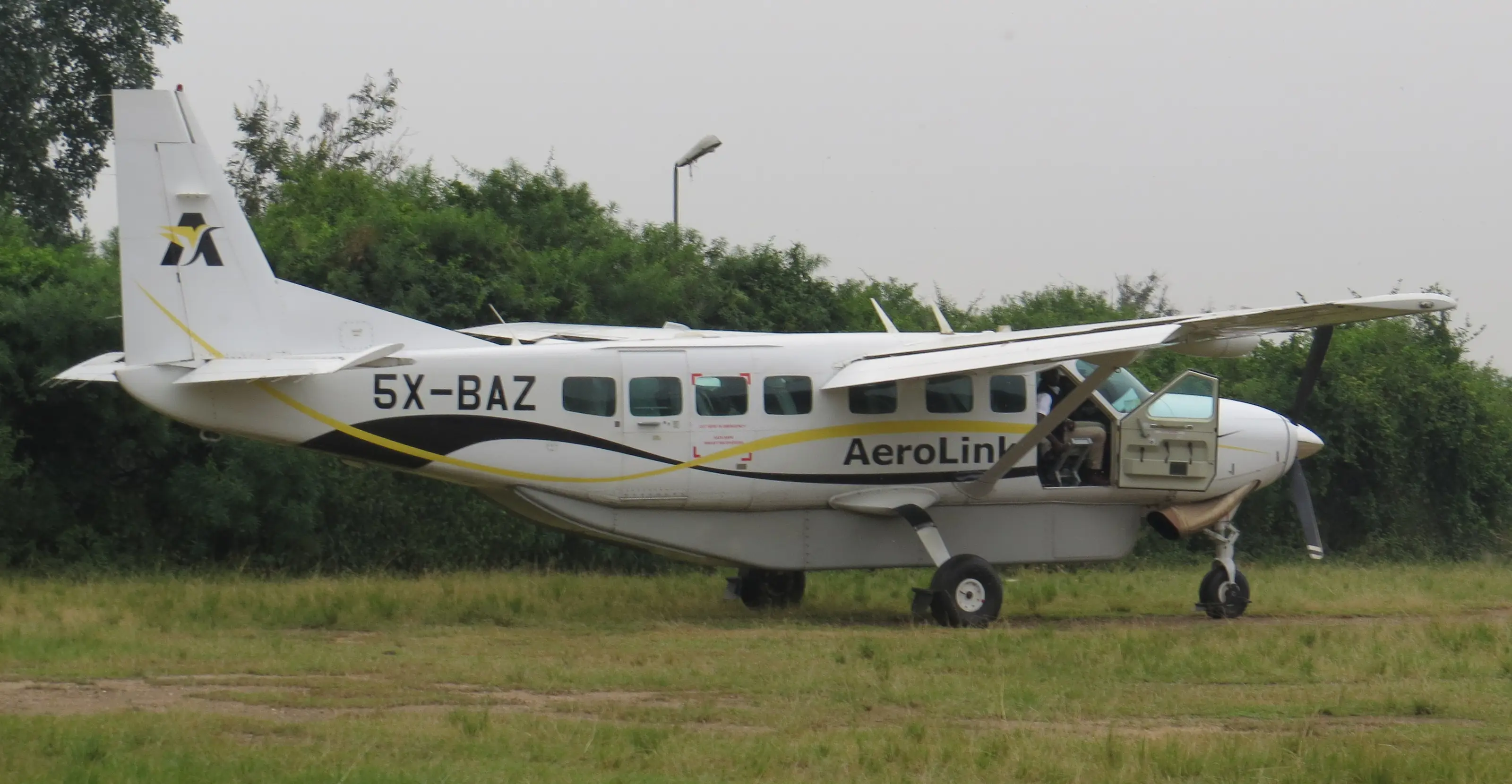 3 Days Gorilla Safari Flying
