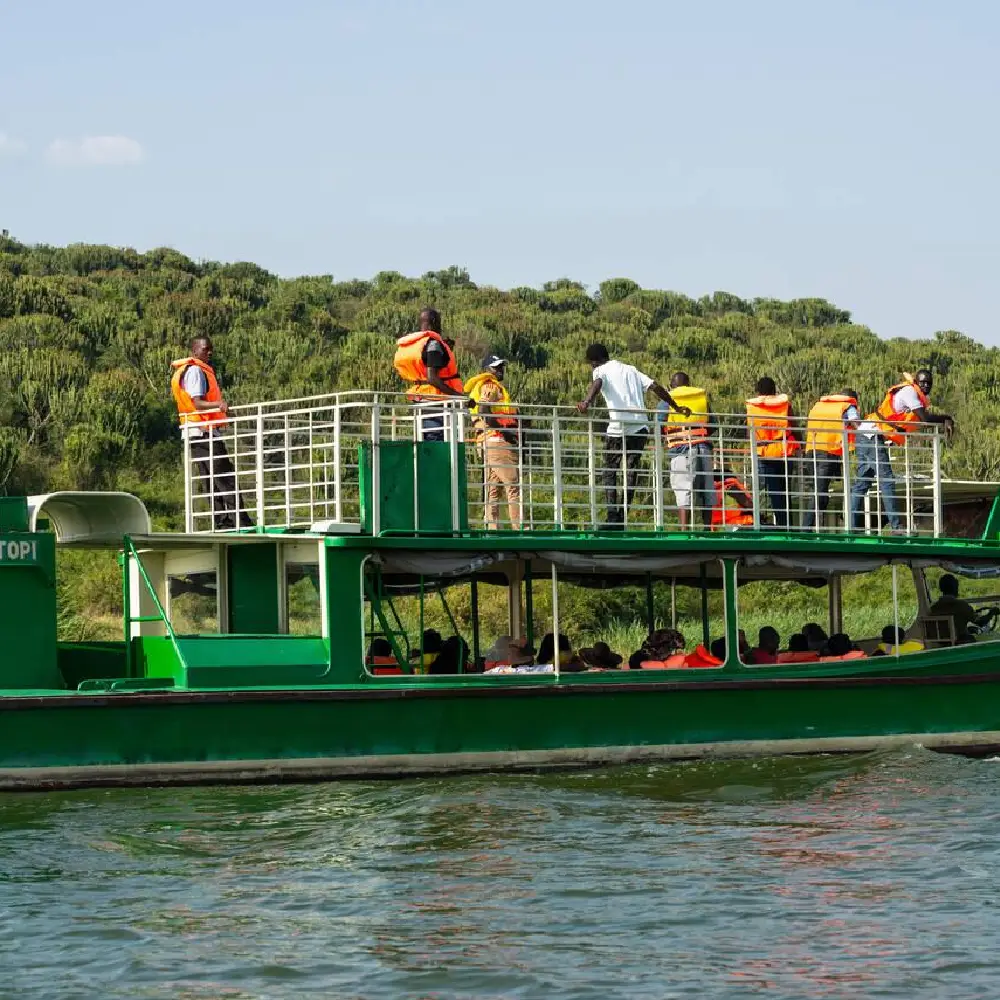 3 Days Queen Elizabeth National Park Safari Attraction