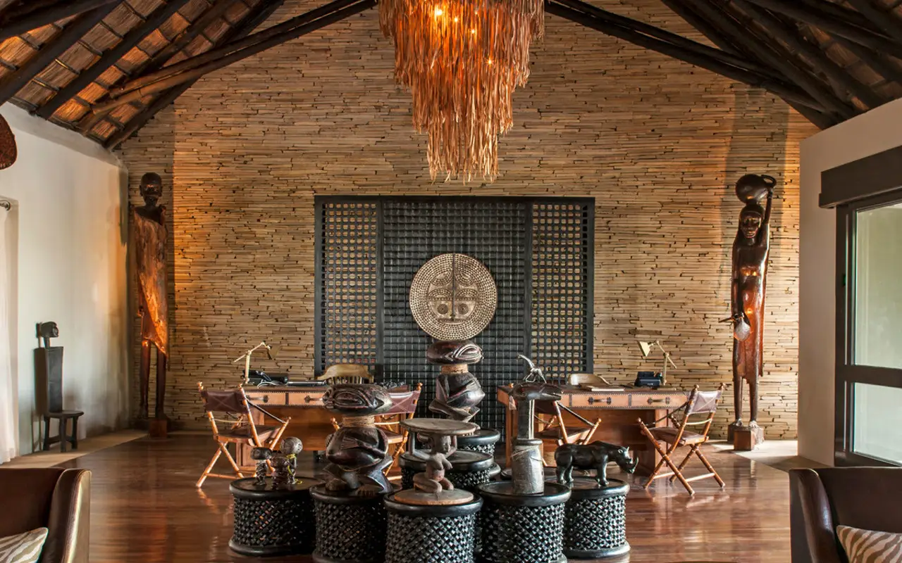 4 Days Four Season Ultra Luxury Flying Safari Lodge