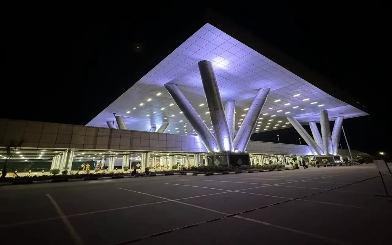 5 Days Rwenzori Mountain Hiking Adventure  Airport