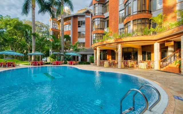 6 Days Classic Northern Circuit Safari