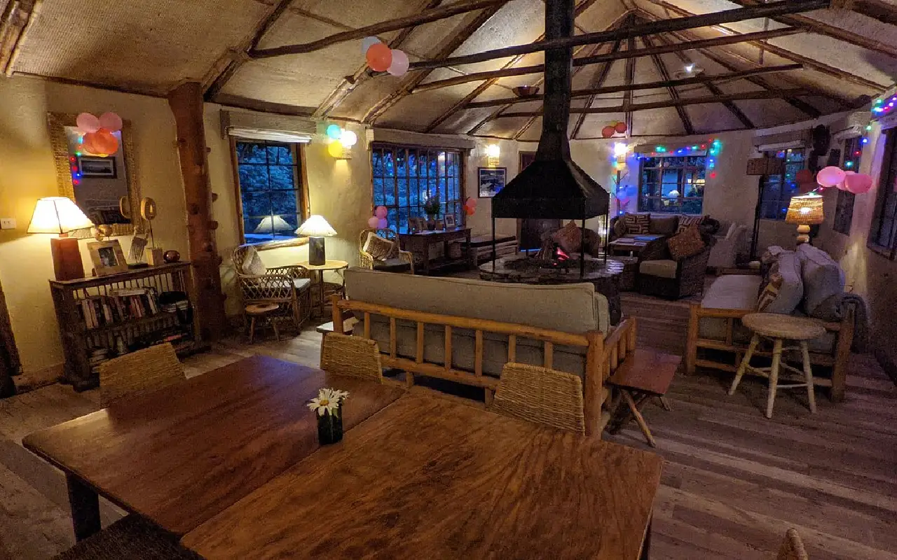 6 Days Gorilla Trekking and Golden Monkey Safari Lodge