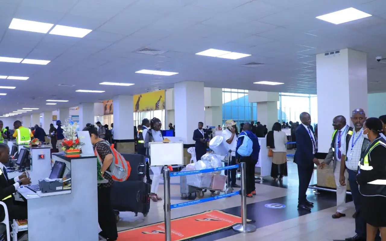 6 Days Gorilla Trekking and Golden Monkey Safari Lodge