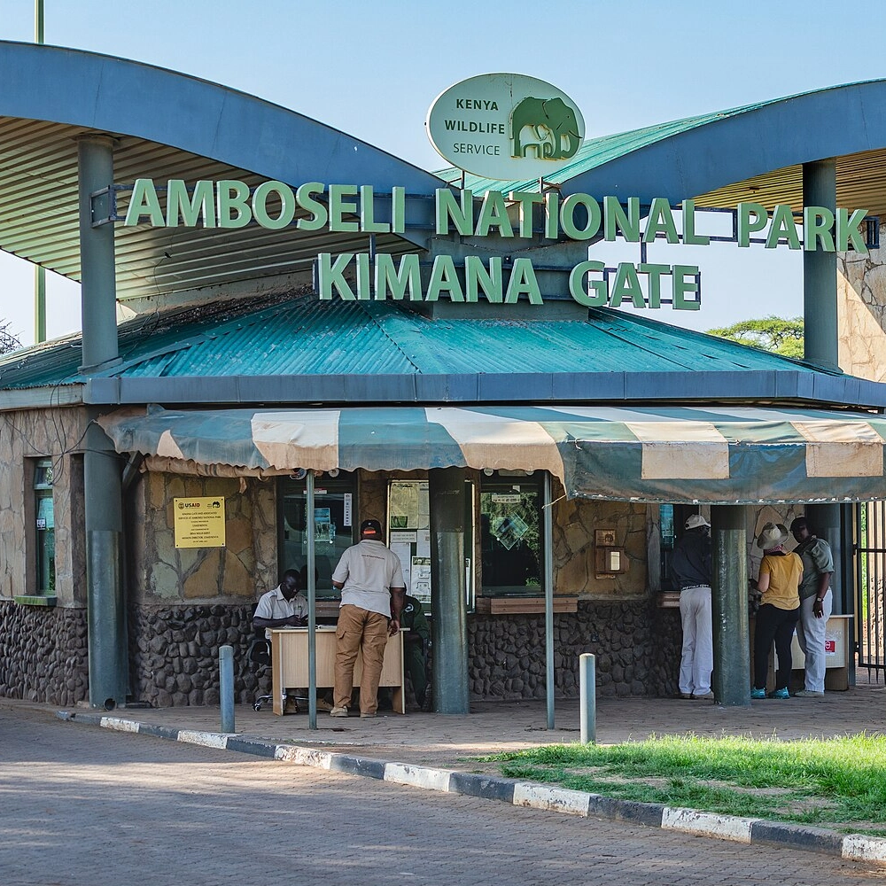 7 Days Kenyan Safari And Beach Attractions