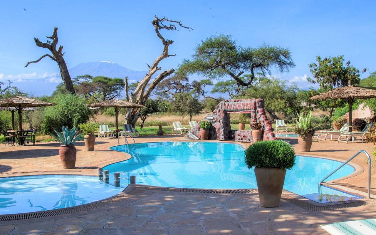 7 Days Kenyan Safari And Beach Gateway Accommodations