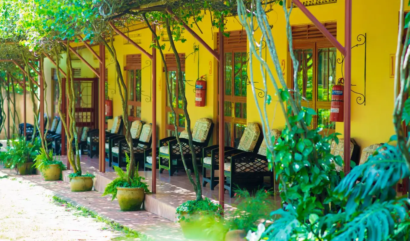 7 Days Uganda Highlights Safari Lodge