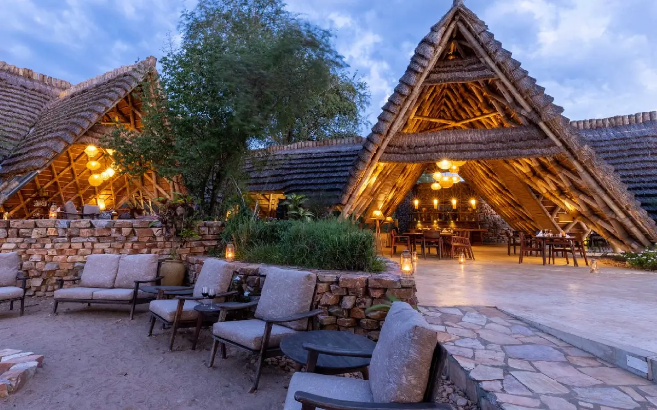 7 Days Uganda Highlights Safari Lodge