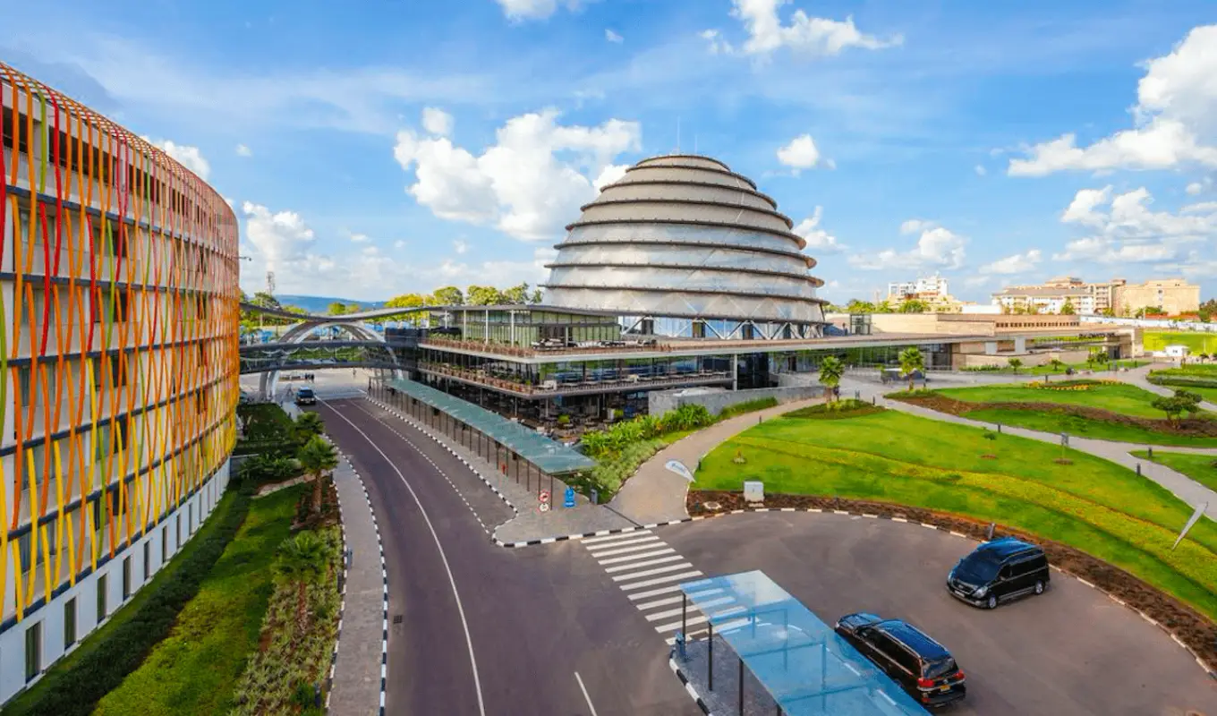 8 Days Rwanda Primate & Scenic Safari by Helicopter City Tour